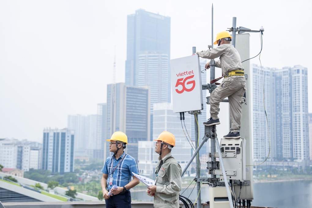 Chuyến xe công nghệ 5G của Viettel: Mở ra cơ hội chuyển đổi số tại miền Tây - 1 Chuyến xe công nghệ 5G của Viettel: Mở ra cơ hội chuyển đổi số tại miền Tây - 1