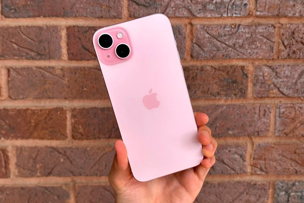 Ra mắt gần 2 năm, chiếc iPhone này vẫn bán chạy thứ 4 thế giới - 1 Ra mắt gần 2 năm, chiếc iPhone này vẫn bán chạy thứ 4 thế giới - 1