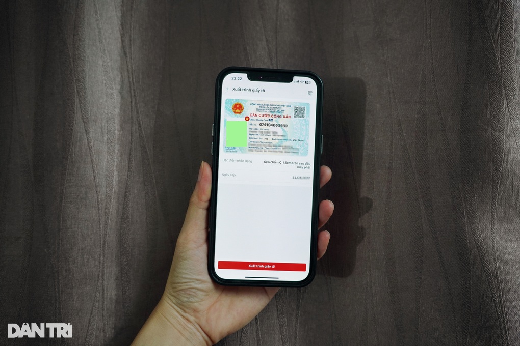 Cảnh giác trước ứng dụng VNeID giả mạo chiếm đoạt tài sản - 1 Cảnh giác trước ứng dụng VNeID giả mạo chiếm đoạt tài sản - 1